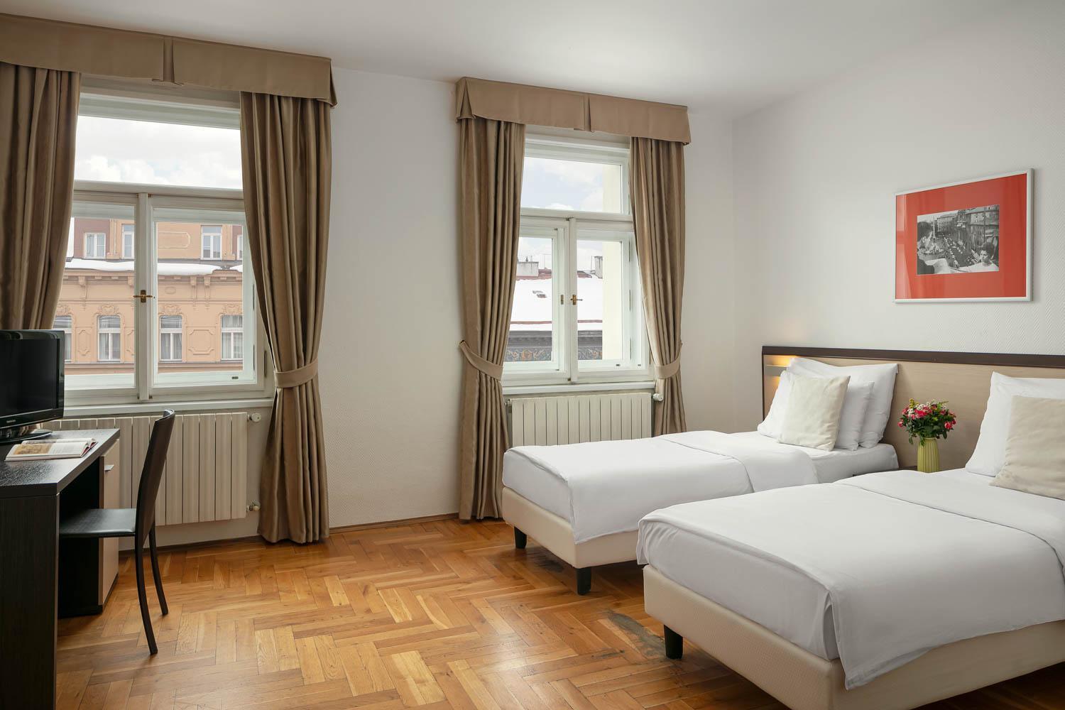 Hotel Praga 1 Esterno foto